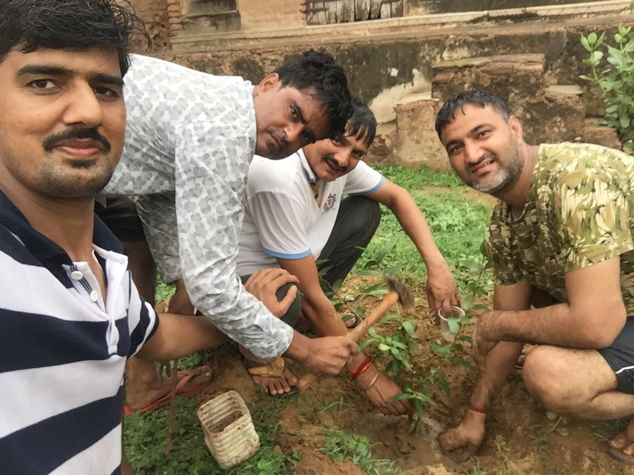 Rajasthan Farmer Helping Needy