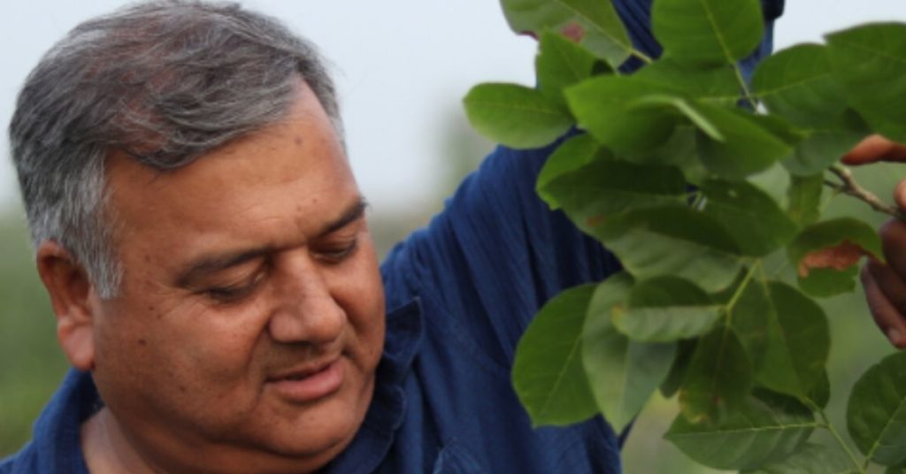 Meet Peepal Baba Who Has Planted More Than Two Crore Trees