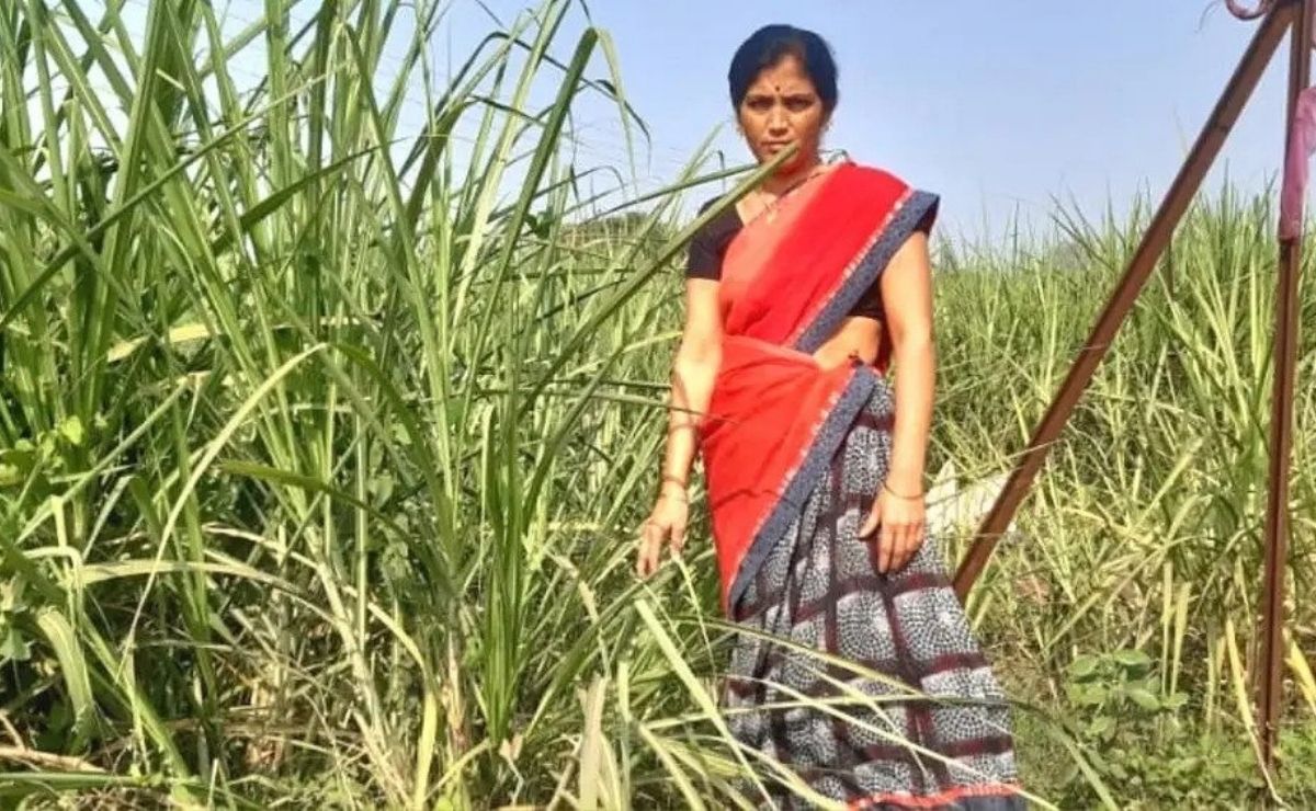 Inspiring Woman Farmer Savita Labhde