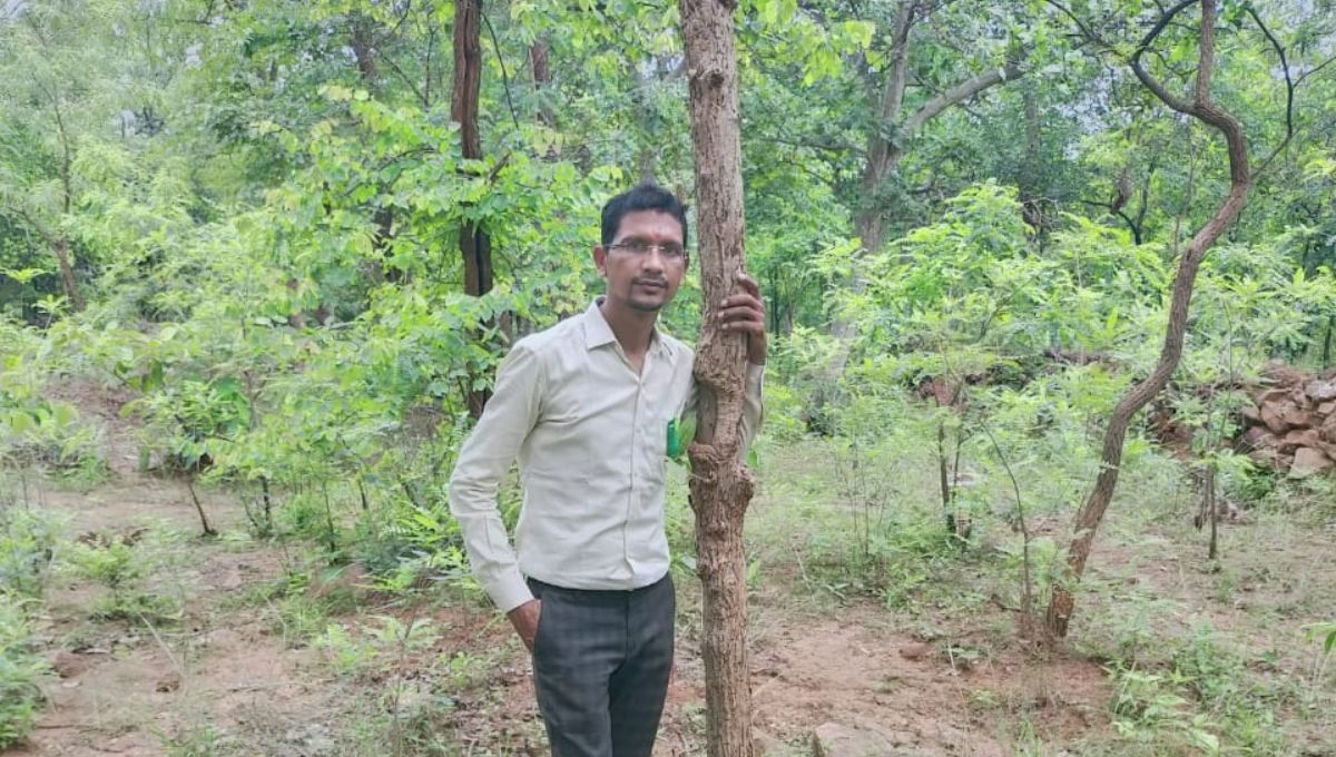 Bhoj Kumar Sahu planting trees in Chhattisgarh