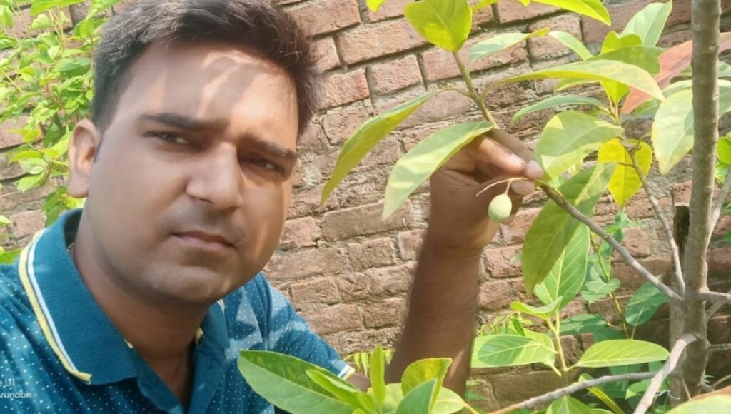 Anurabh Mani, Gardening Expert showing how to grow rudraksha at home