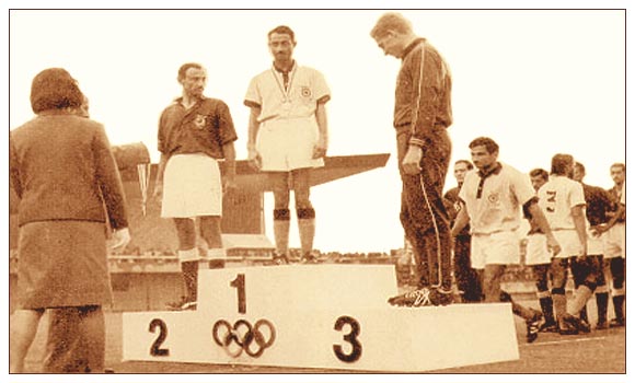 Indian Hockey team won gold in 1864 Olympic 
