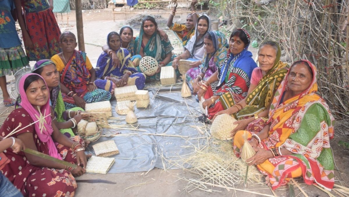 Employment for Women through basket making by odisha startup