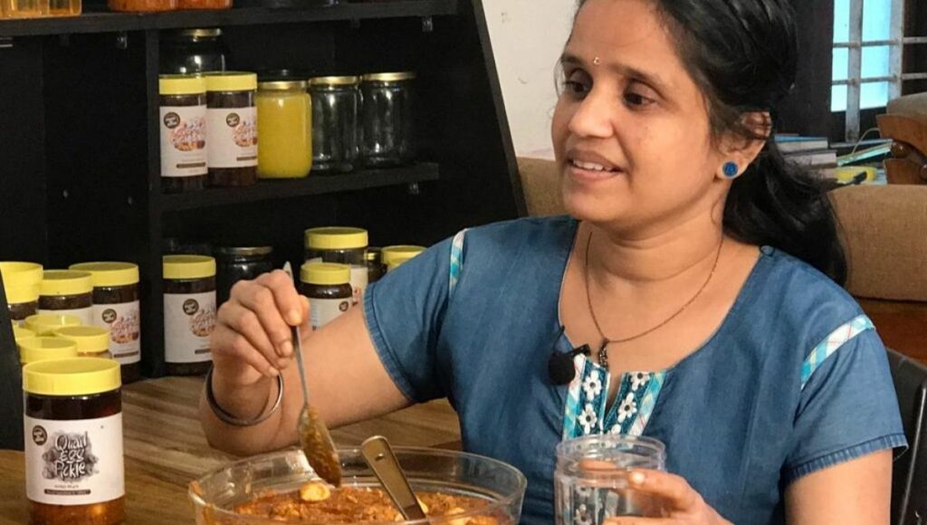 Geeta saleesh doing business of ghee and pickle 