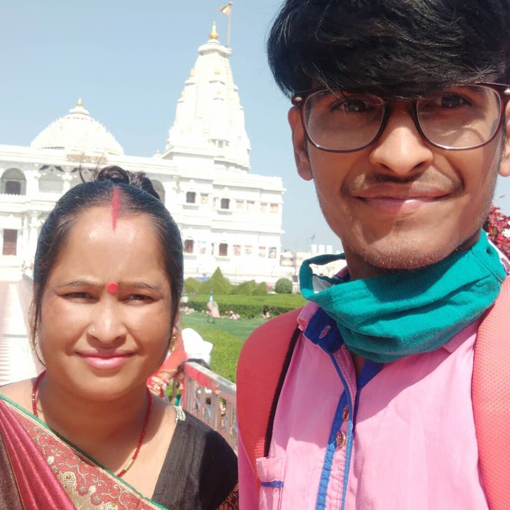 Sikanto Mandal with his mother