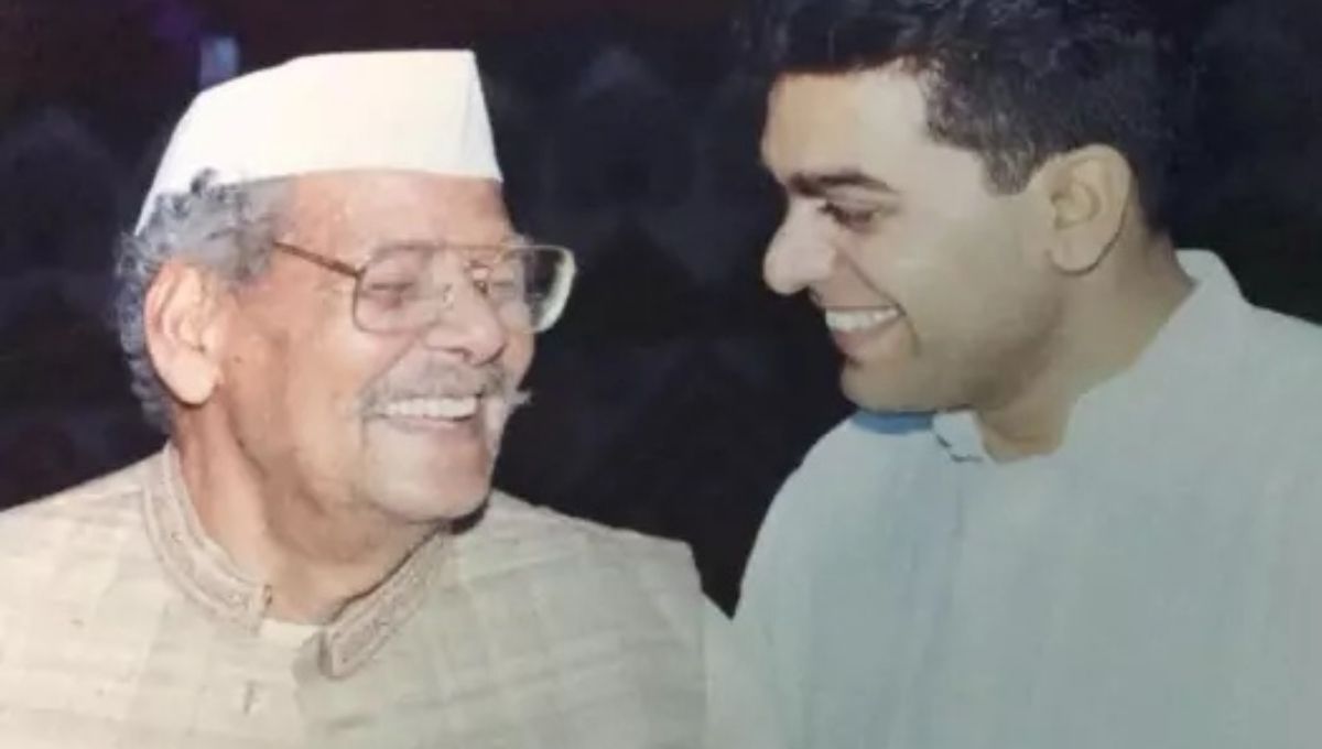 Ashutosh Rana with his father