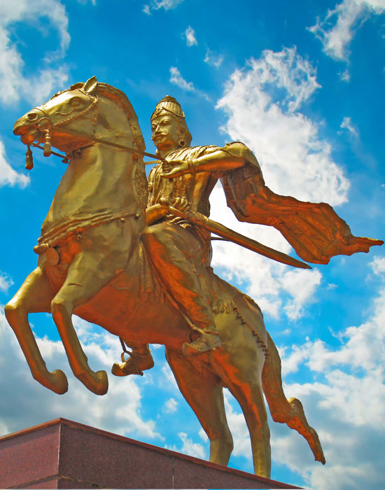 Statue of Raja Raja I Statue of Raja Raja I