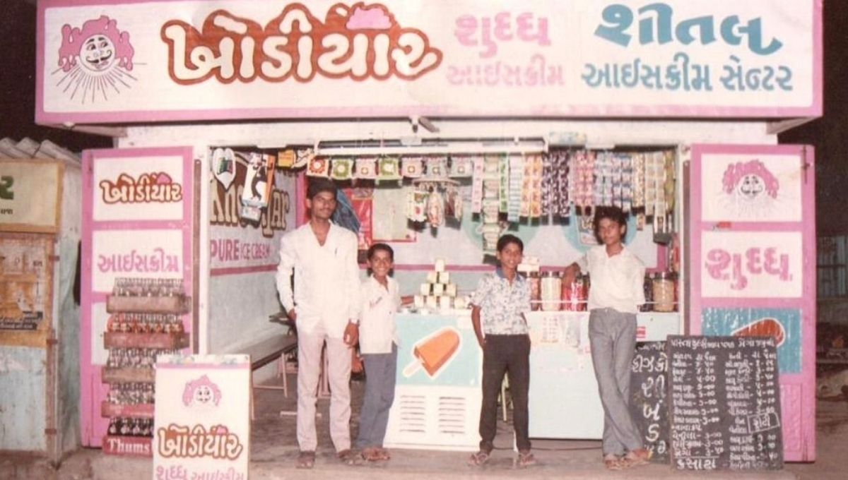 Sheetal Ice Cream Small Pan Shop Of 4 Brothers Became Crore's Empire