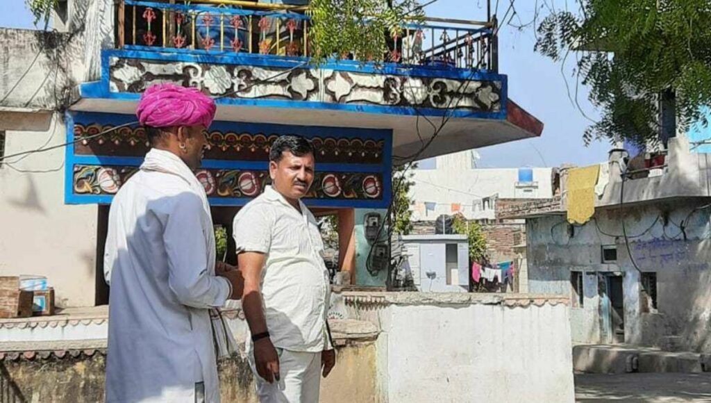 Rajesh Gurjar made pigeon colony with the help of villagers in Bundi, Rajasthan
