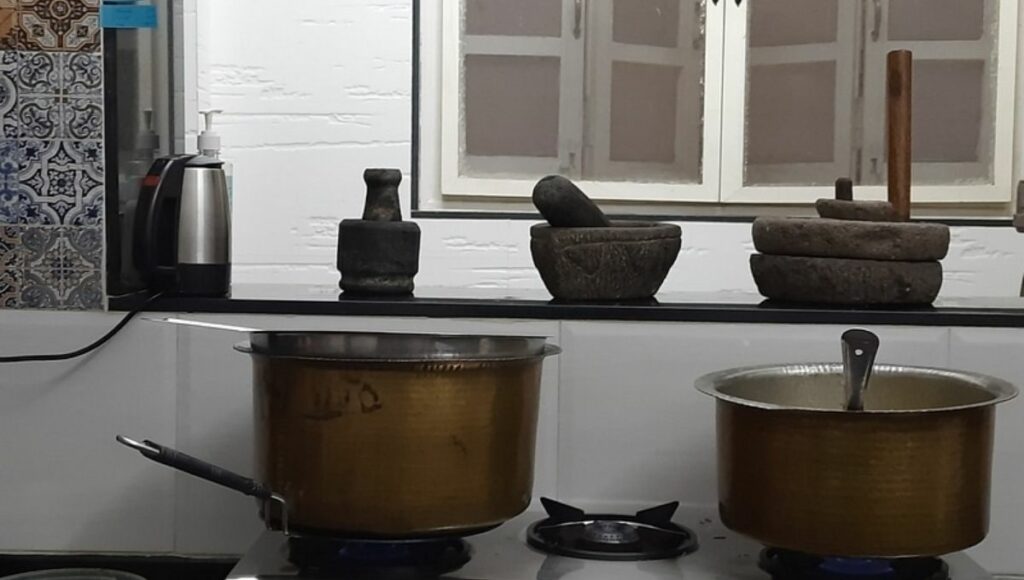 traditional cookware 