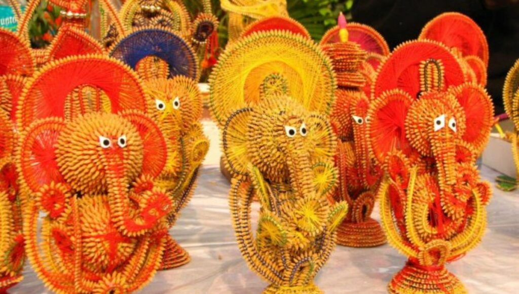 Indian Handicraft : paddy craft 