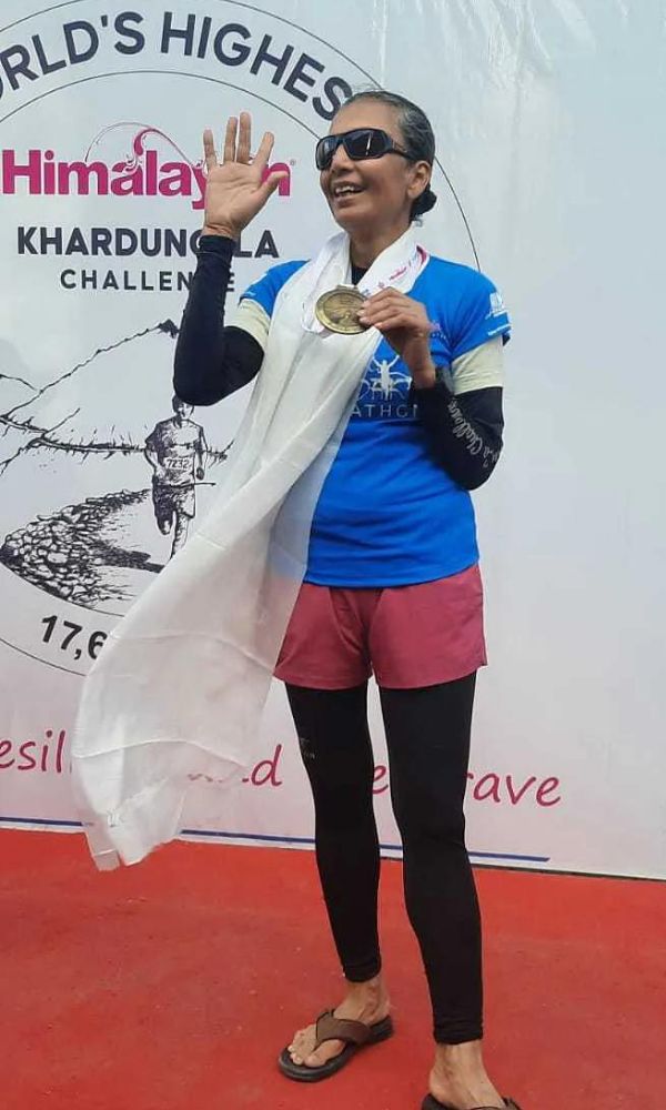 Pushpa Keya Bhatt after completing the Khardung La challenge